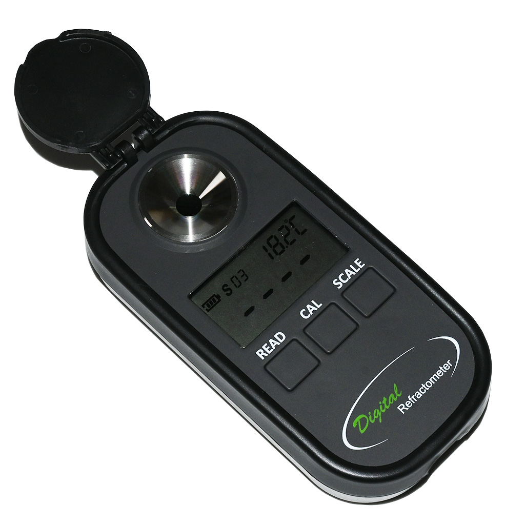 Digital honey refractometer