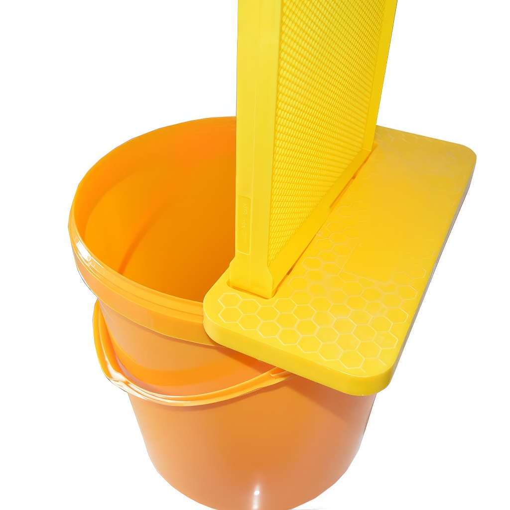 Frame holder for bucket - plastic