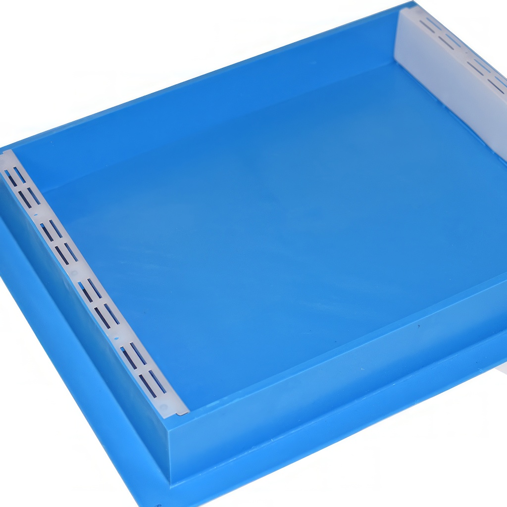 Langstroth feeder