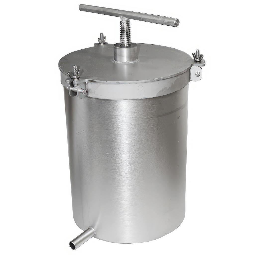 Economy round wax melter with press