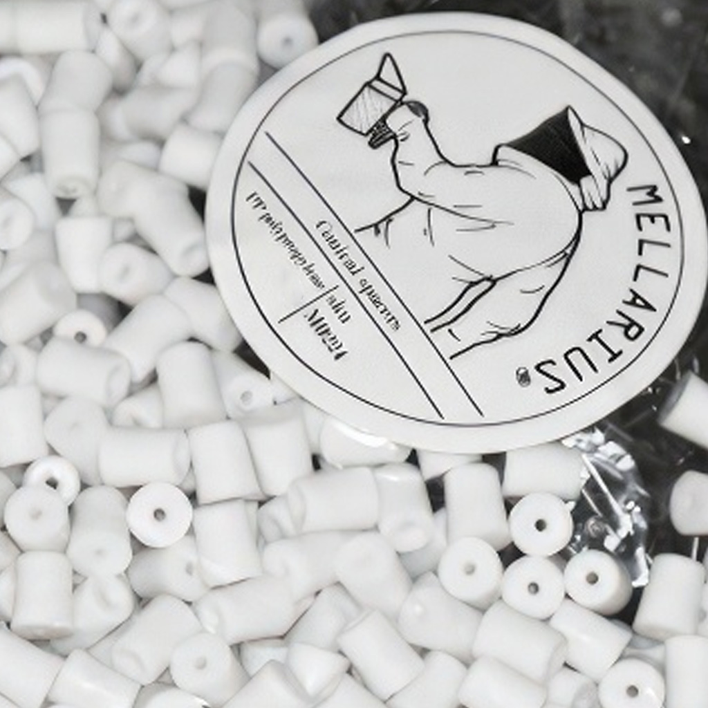 Conical spacers with nails 100 pcs - White