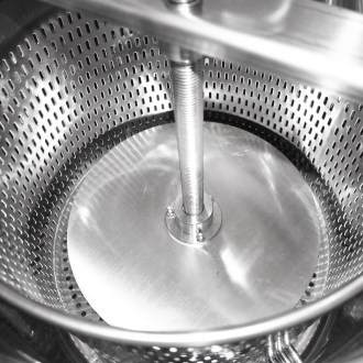 Wax melter with press P40