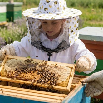 Children's hat with Veil Lyson
