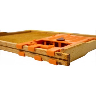 IzoVar - Universal Queen Bee Isolator