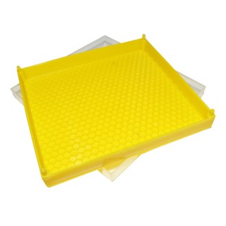 Jar with a lid for comb honey