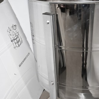 Honey extractor Mellarius 4 f. reversible, 230V - P76