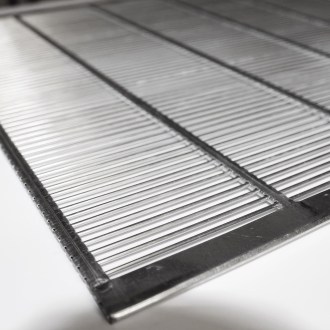 Metal queen excluder with frame 500x500 mm