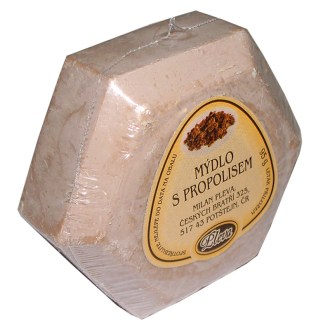 Soap with propolis