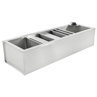 Honey container with cascade strainer, cover and level sensor