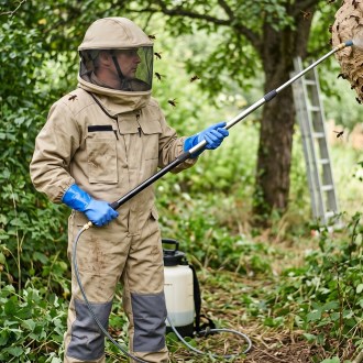 Protective suit for wasp and hornet nest removal, S-XXXL