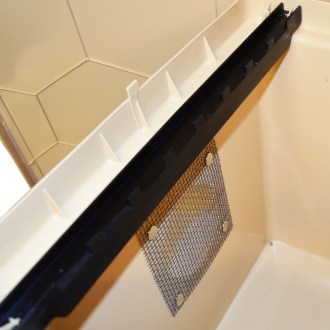 Universal ventilated box for 8 frames - plastic