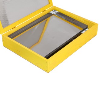 Stainless steel solar wax melter with strainer for 2 frames
