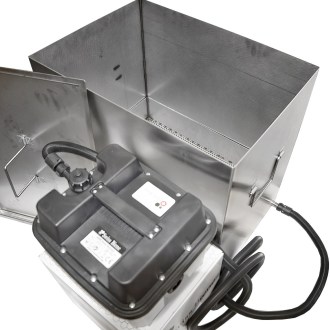 Wax melter with 2 steam generator