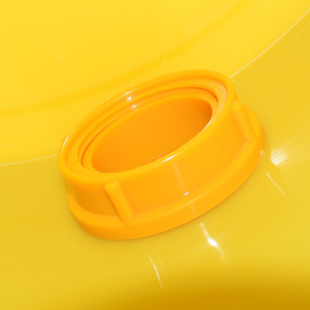 Honey tank 40 kg with valve - plastic